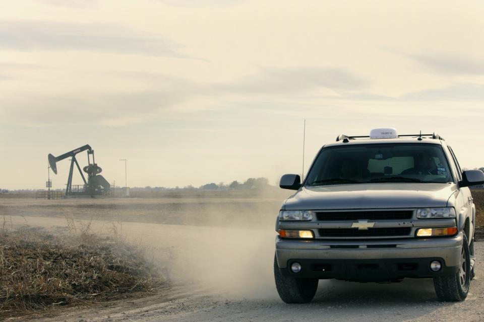 bgan-vehicular-20110527004-1200x800